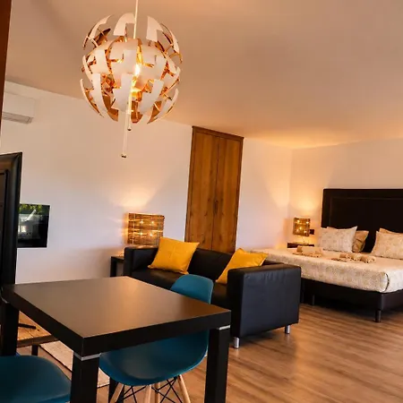 Cattleya House